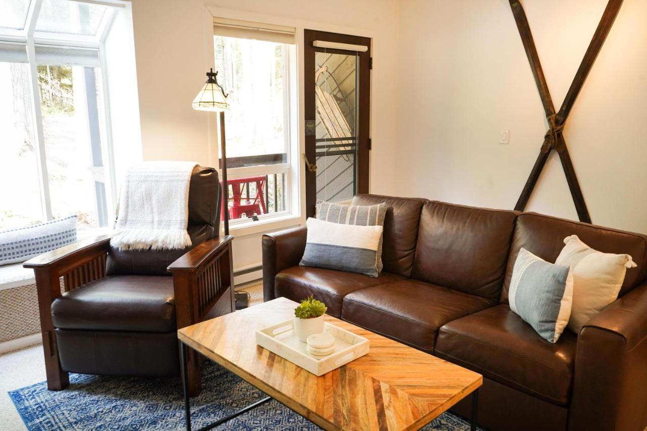 Mt Baker Den, Sleeps 4 Holiday home Glacier